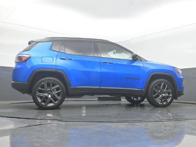 New 2026 Jeep Compass Limited w/ Sun, Sound & Navigation Group AWD/4WD image 49