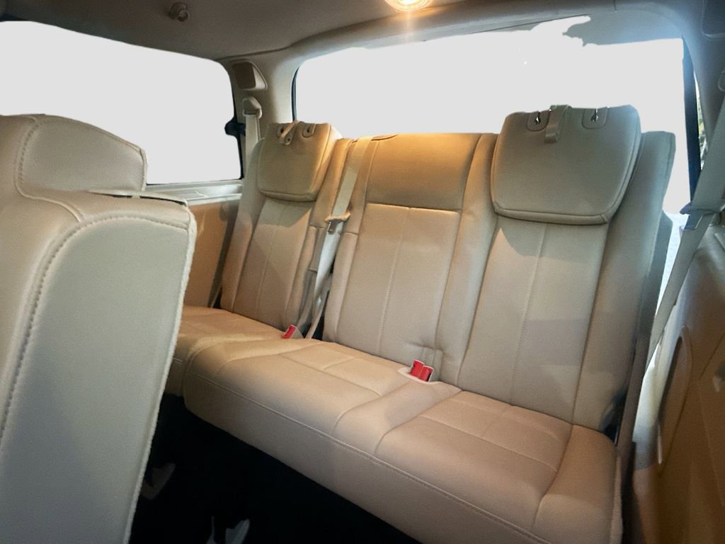 Used 2016 Ford Expedition Limited w/ Equipment Group 301A image 29
