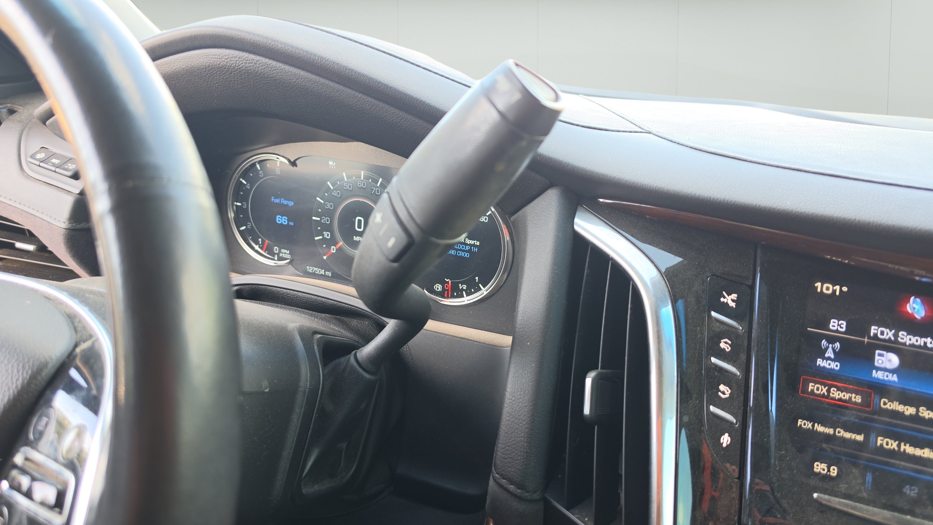 Used 2016 Cadillac Escalade Premium AWD/4WD image 19