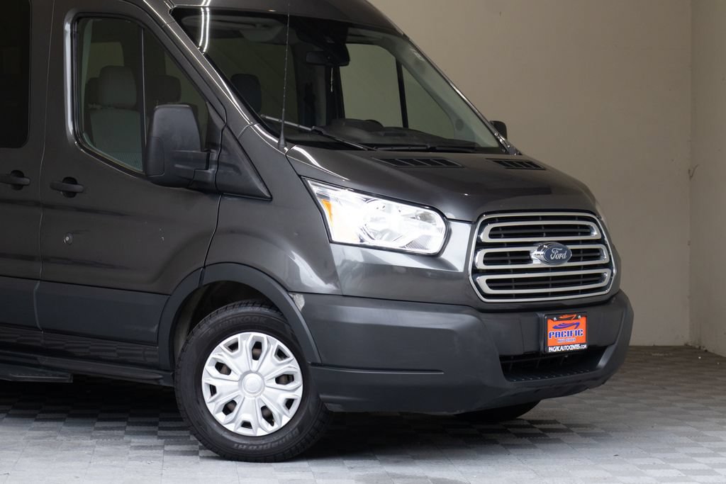 Used 2017 Ford Transit 350 XLT RWD image 3