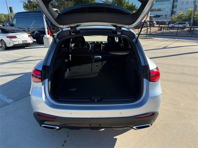 Certified 2025 Mercedes-Benz GLC 300 4MATIC image 8