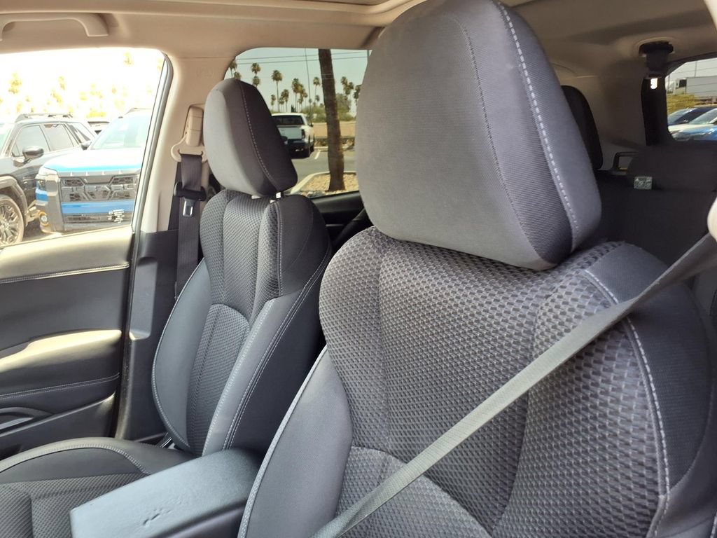 Certified 2023 Subaru Forester Premium AWD/4WD image 24