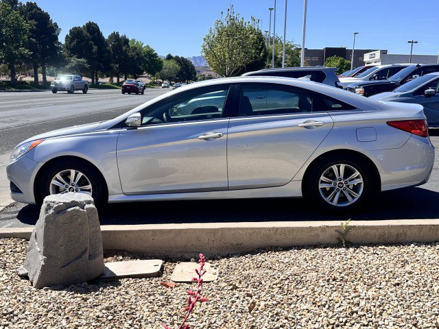 Used 2014 Hyundai Sonata GLS w/ Popular Equipment Group 2 FWD image 6