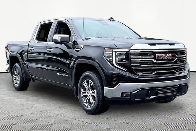 Used 2025 GMC Sierra 1500 SLT AWD/4WD image 1