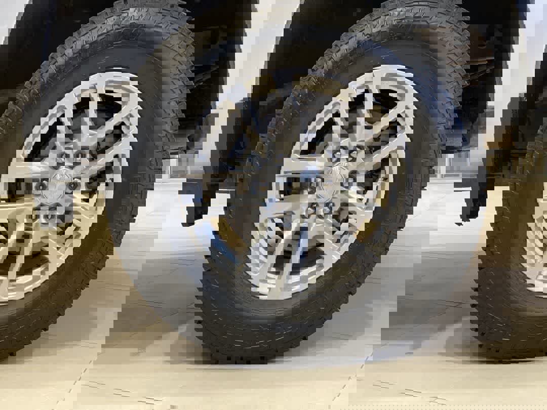 Used 2020 Chevrolet Silverado 1500 LT w/ True North Edition image 12