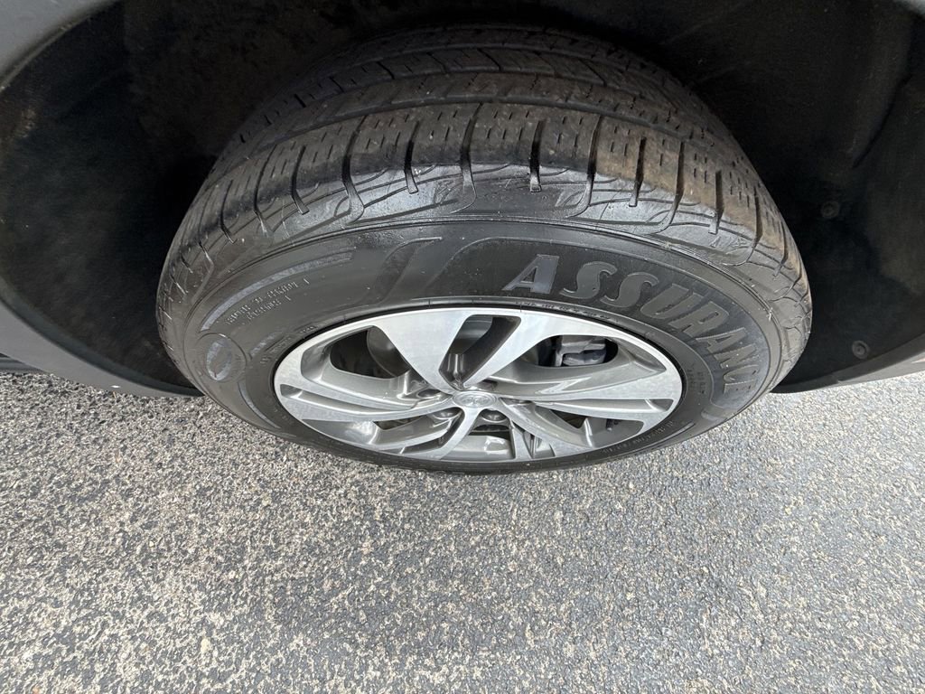 Used 2021 Buick Envision Essence image 40