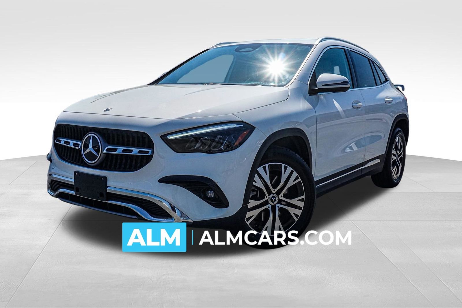 Used 2025 Mercedes-Benz GLA 250 4MATIC image 1