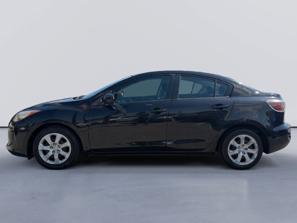 Used 2013 MAZDA MAZDA3 i SV FWD image 6