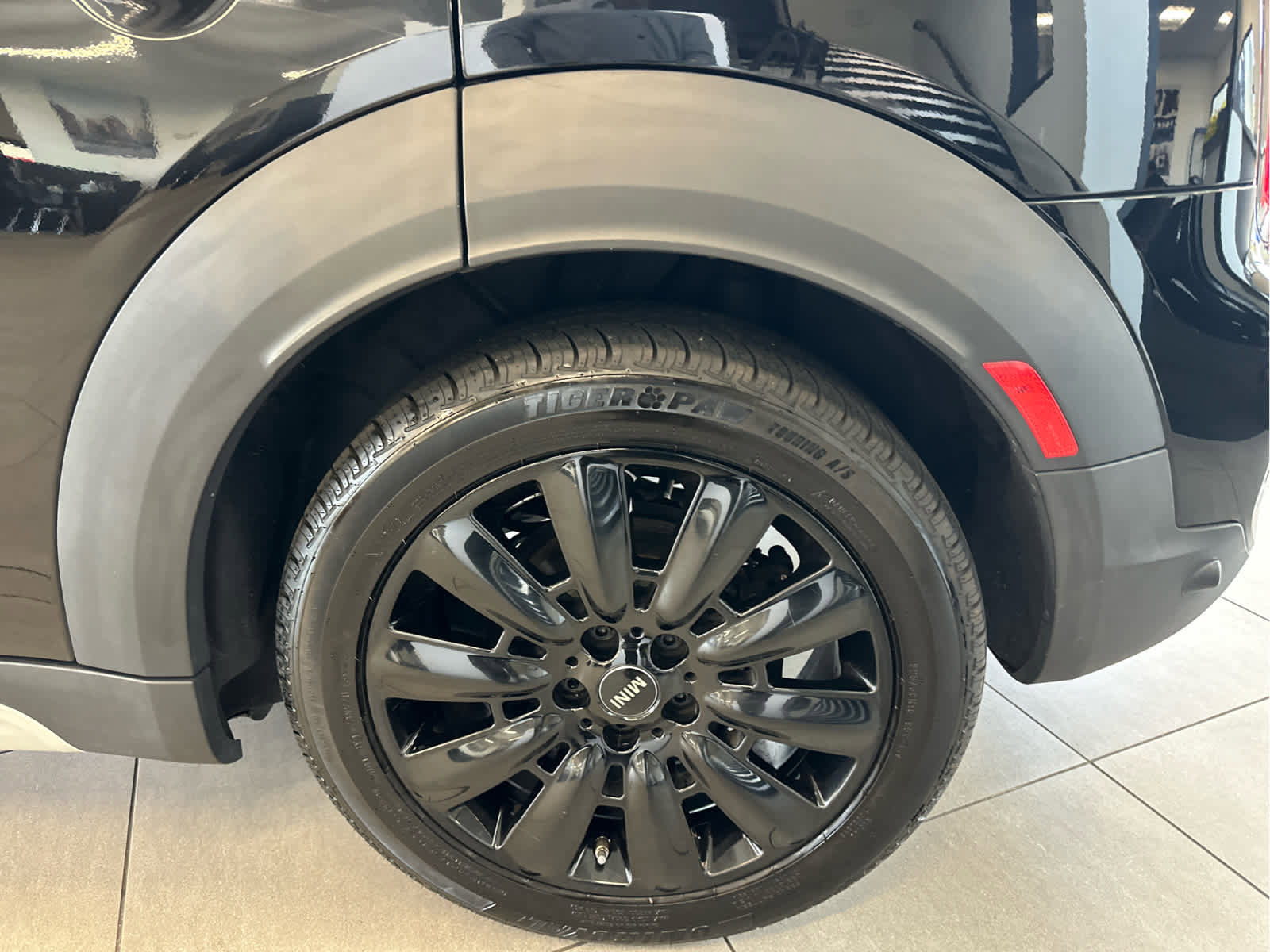 Used 2022 MINI Cooper Countryman S w/ Storage Package image 20