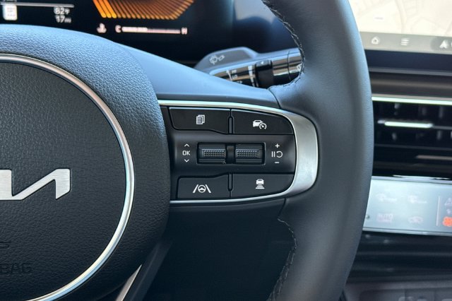New 2027 Kia K5 GT-Line FWD image 29
