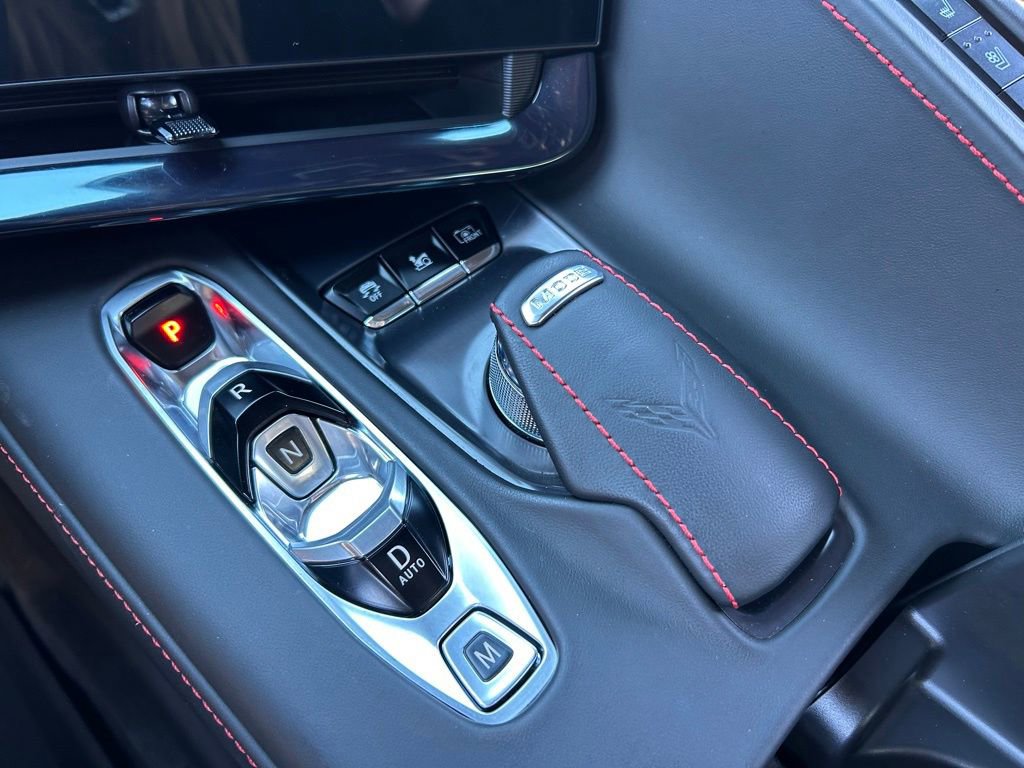 Used 2025 Chevrolet Corvette E-Ray w/ Stealth Interior Trim Package image 34