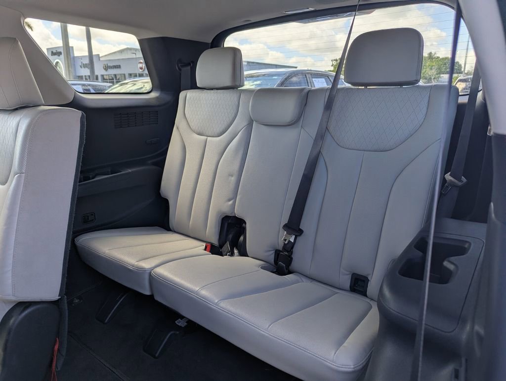Used 2022 Hyundai Palisade SEL w/ 8P Bench Seat Package image 18