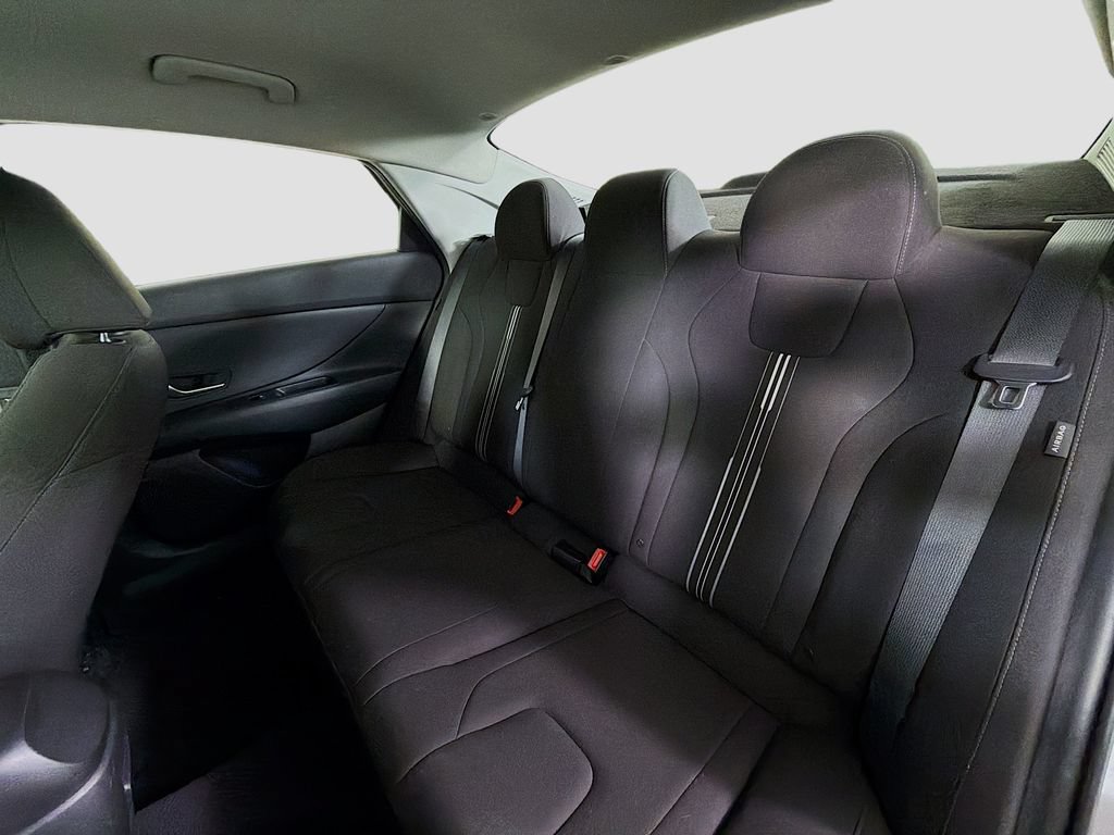 Used 2024 Hyundai Elantra SEL FWD image 22