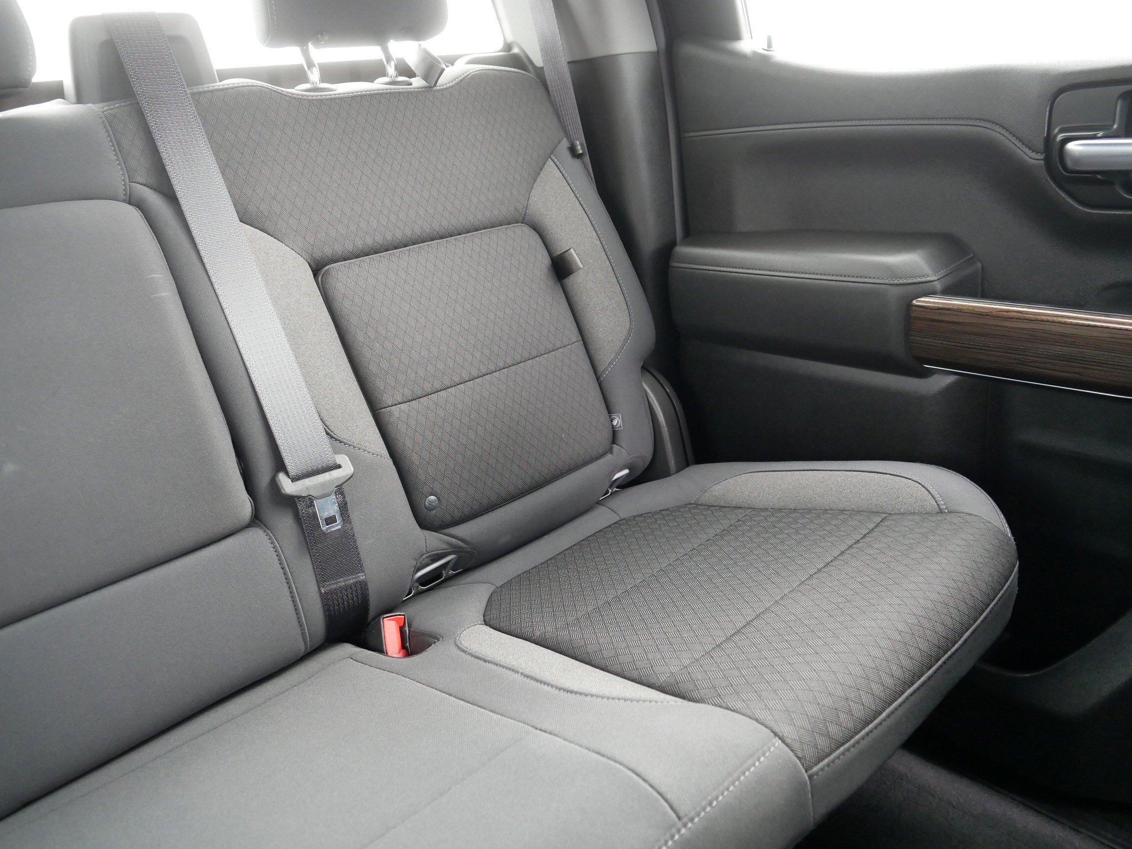 Used 2019 Chevrolet Silverado 1500 LT Trail Boss w/ Convenience Package AWD/4WD image 14