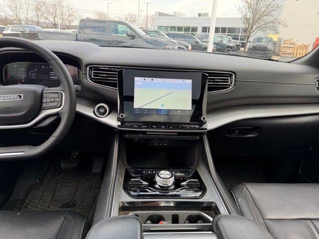 Used 2022 Jeep Wagoneer Series III image 17