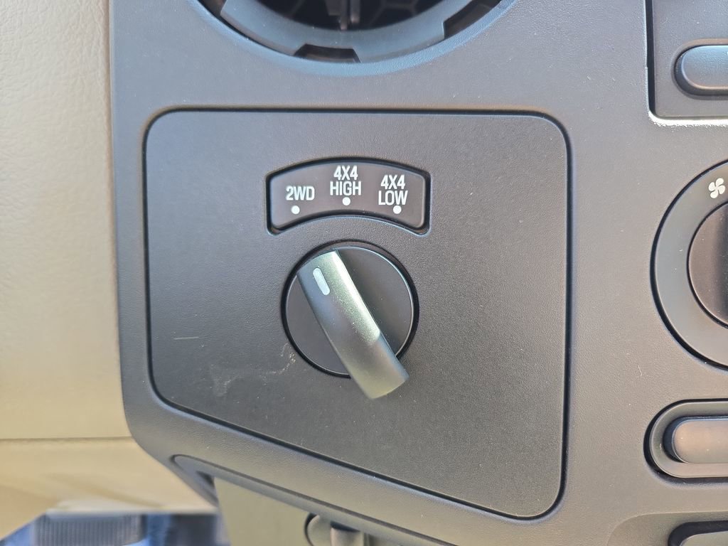 Used 2010 Ford F350 XLT image 21