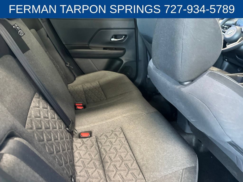 Used 2025 Nissan Kicks SV FWD image 5