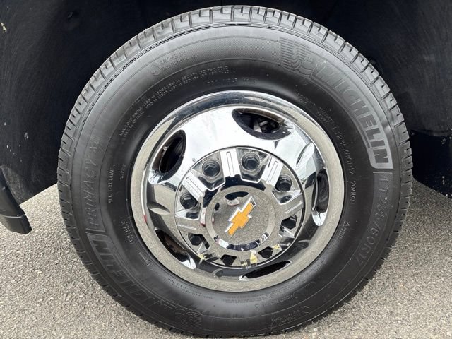 Used 2024 Chevrolet Silverado 3500 LT AWD/4WD image 11