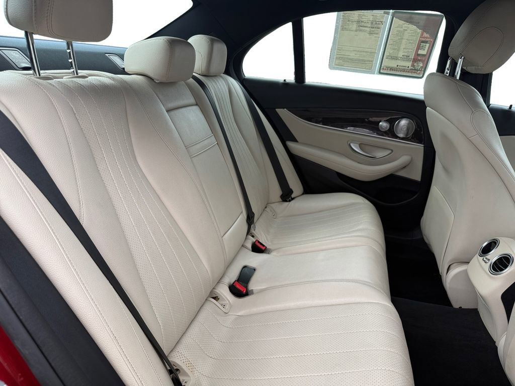 Used 2019 Mercedes-Benz E 300 image 17