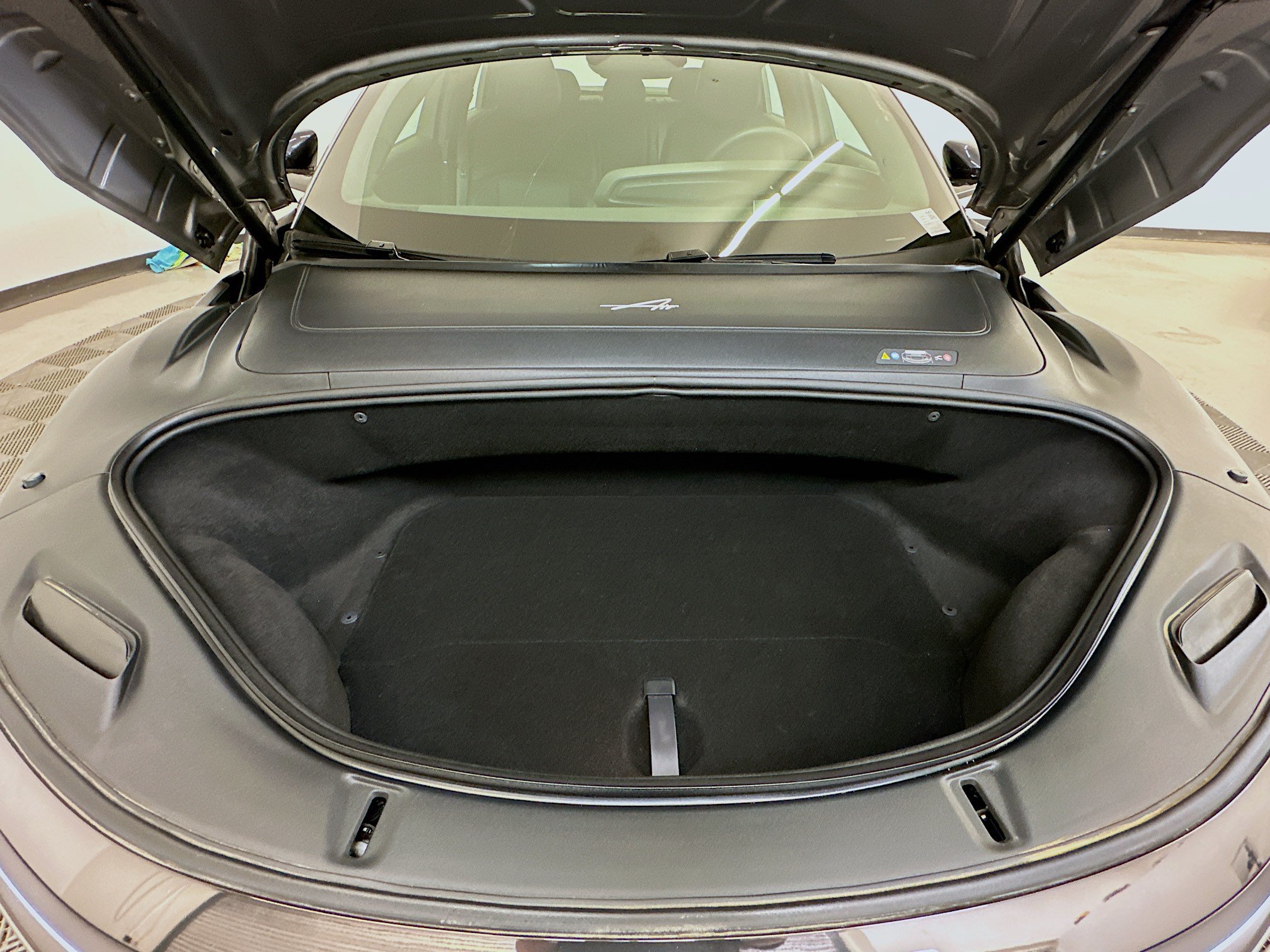Used 2024 Lucid Air Touring AWD/4WD image 35
