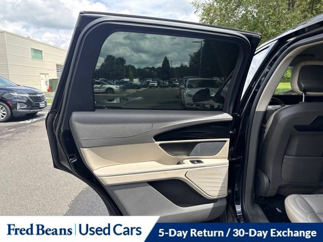 Used 2024 Lincoln Nautilus Premier AWD/4WD image 16