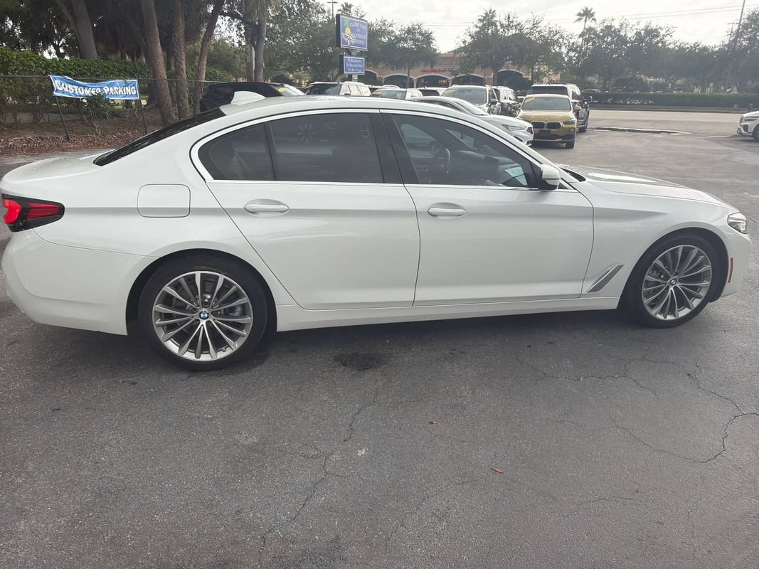 Used 2023 BMW 530i xDrive w/ Convenience Package AWD/4WD image 6