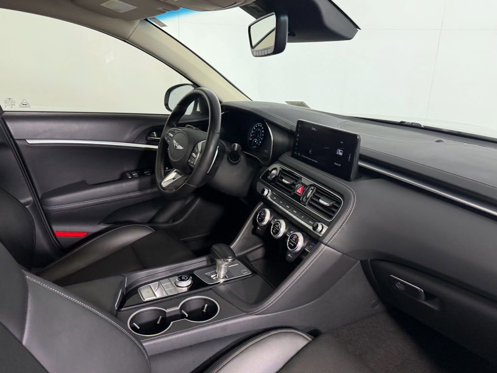 Used 2022 Genesis G70 2.0T image 34