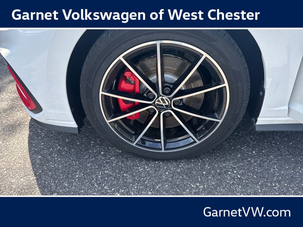 New 2026 Volkswagen Jetta GLI Autobahn FWD image 9