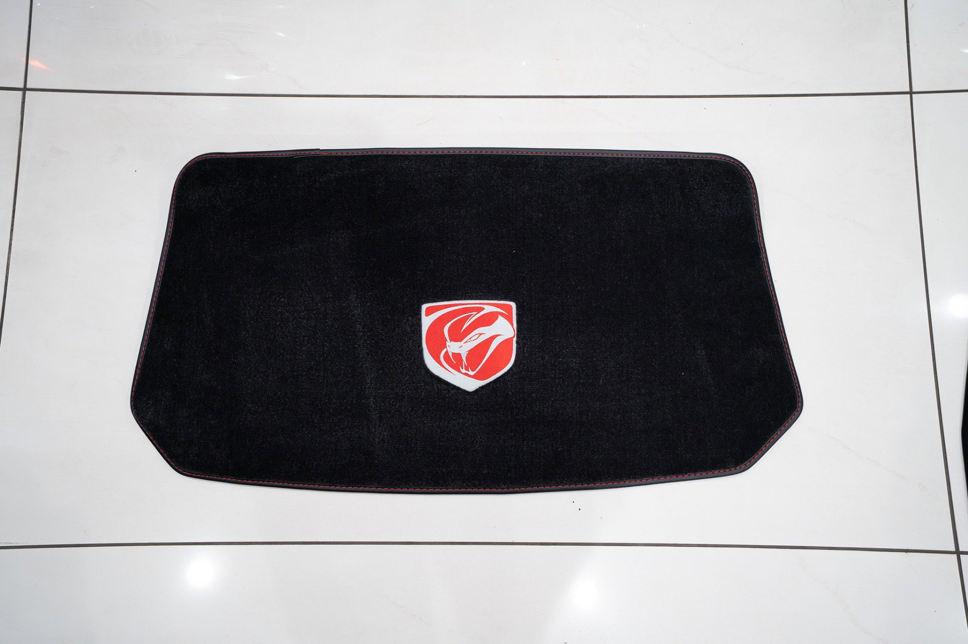 Used 2013 SRT Viper GTS w/ GTS Laguna Interior Pkg image 50