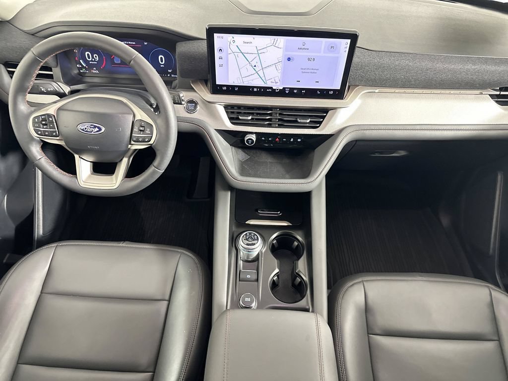 Used 2025 Ford Explorer Active w/ Active Comfort Package RWD image 15