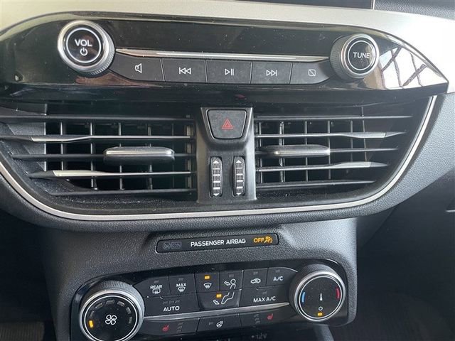 Used 2022 Ford Escape SE w/ Cold Weather Package image 17