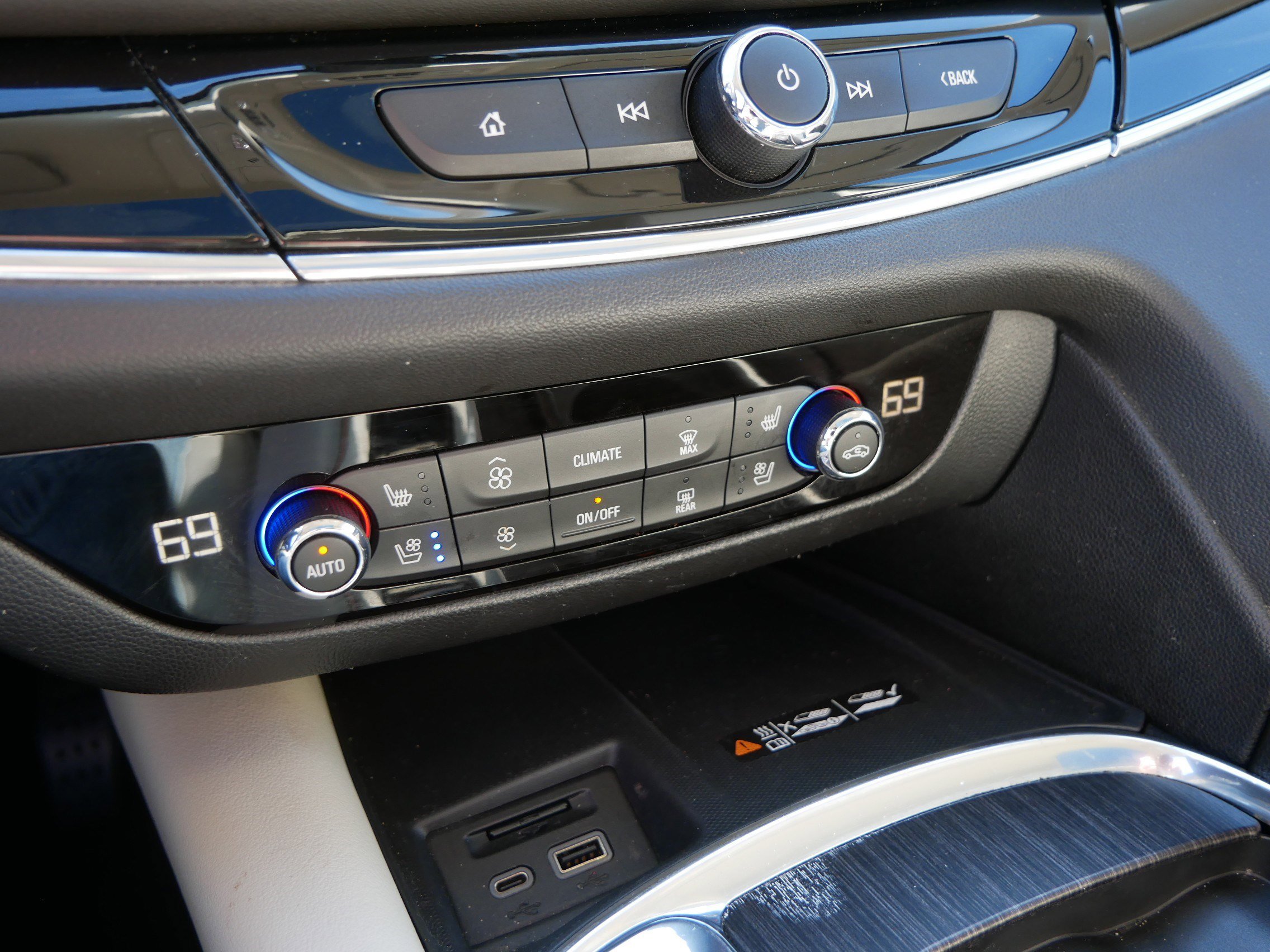 Certified 2023 Buick Enclave Avenir w/ Trailering Package, 5000 lbs. image 32