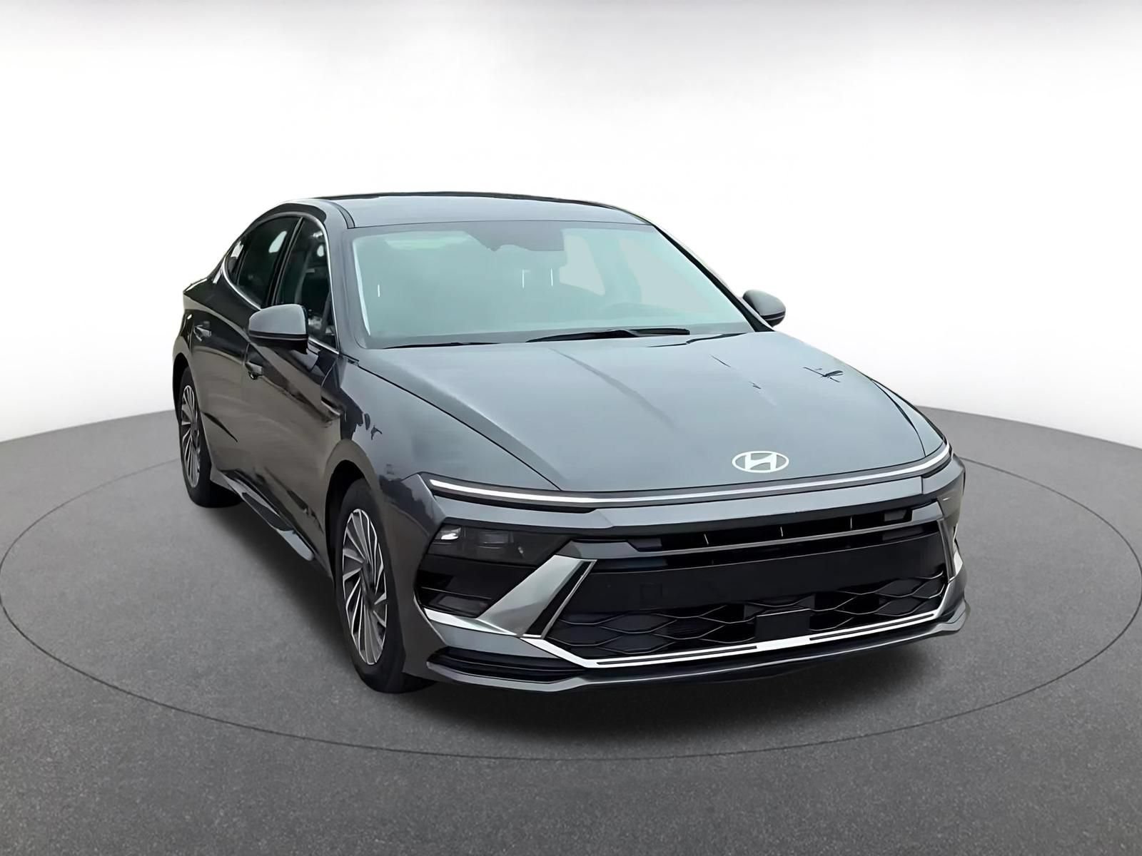 Used 2025 Hyundai Sonata SEL FWD image 3