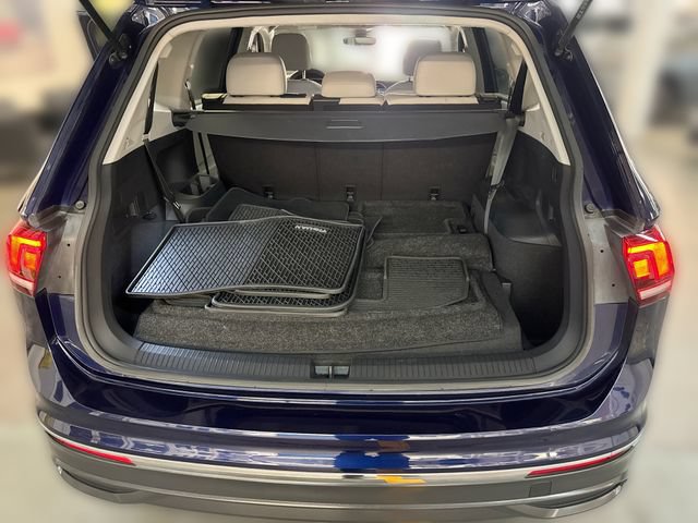Used 2023 Volkswagen Tiguan SE FWD image 20