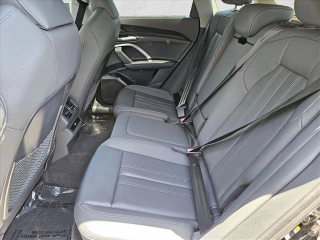 Certified 2025 Audi Q5 Premium AWD/4WD image 24