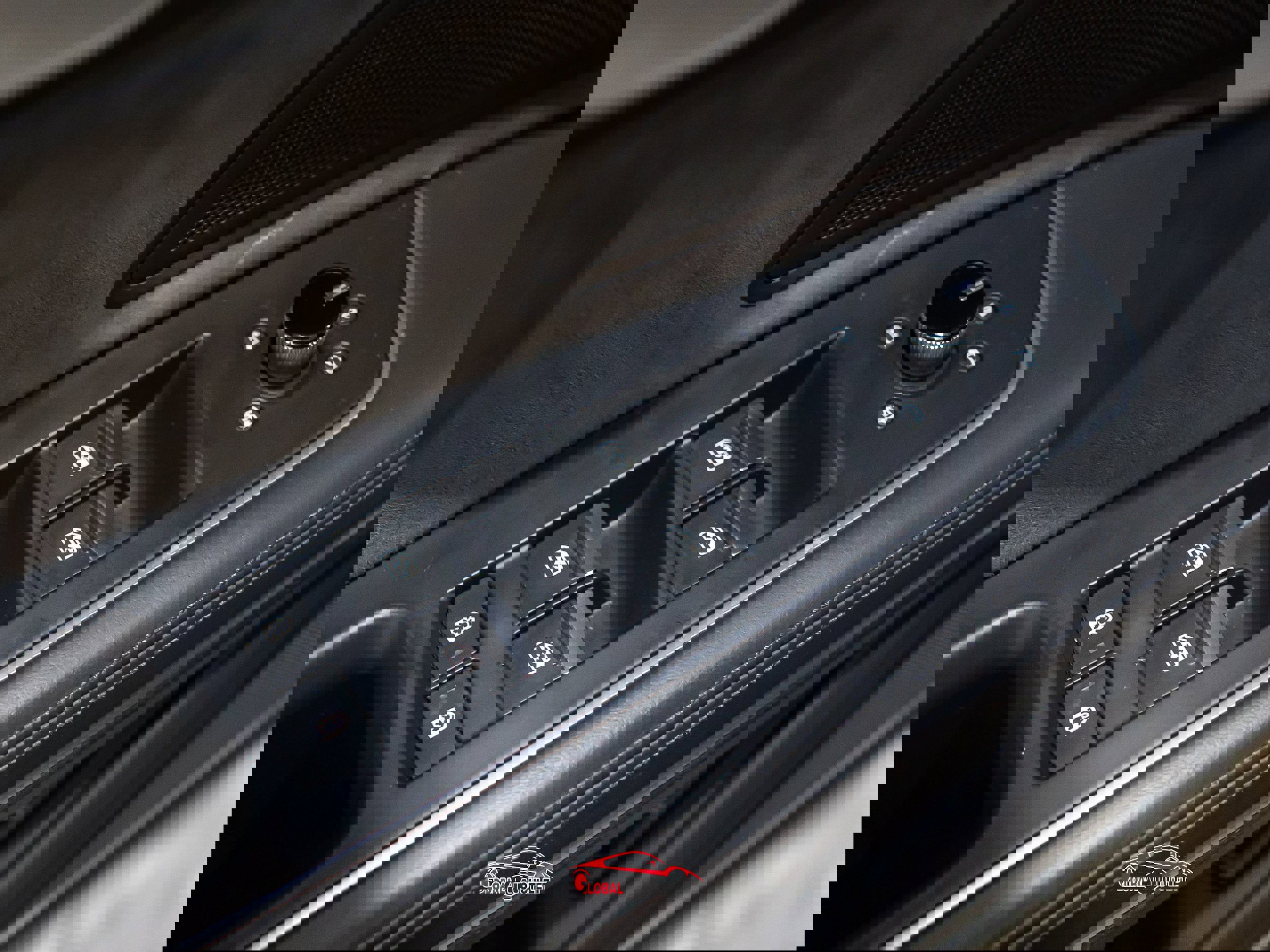 Used 2021 Audi A8 L 4.0T w/ Interior Protection Package image 41