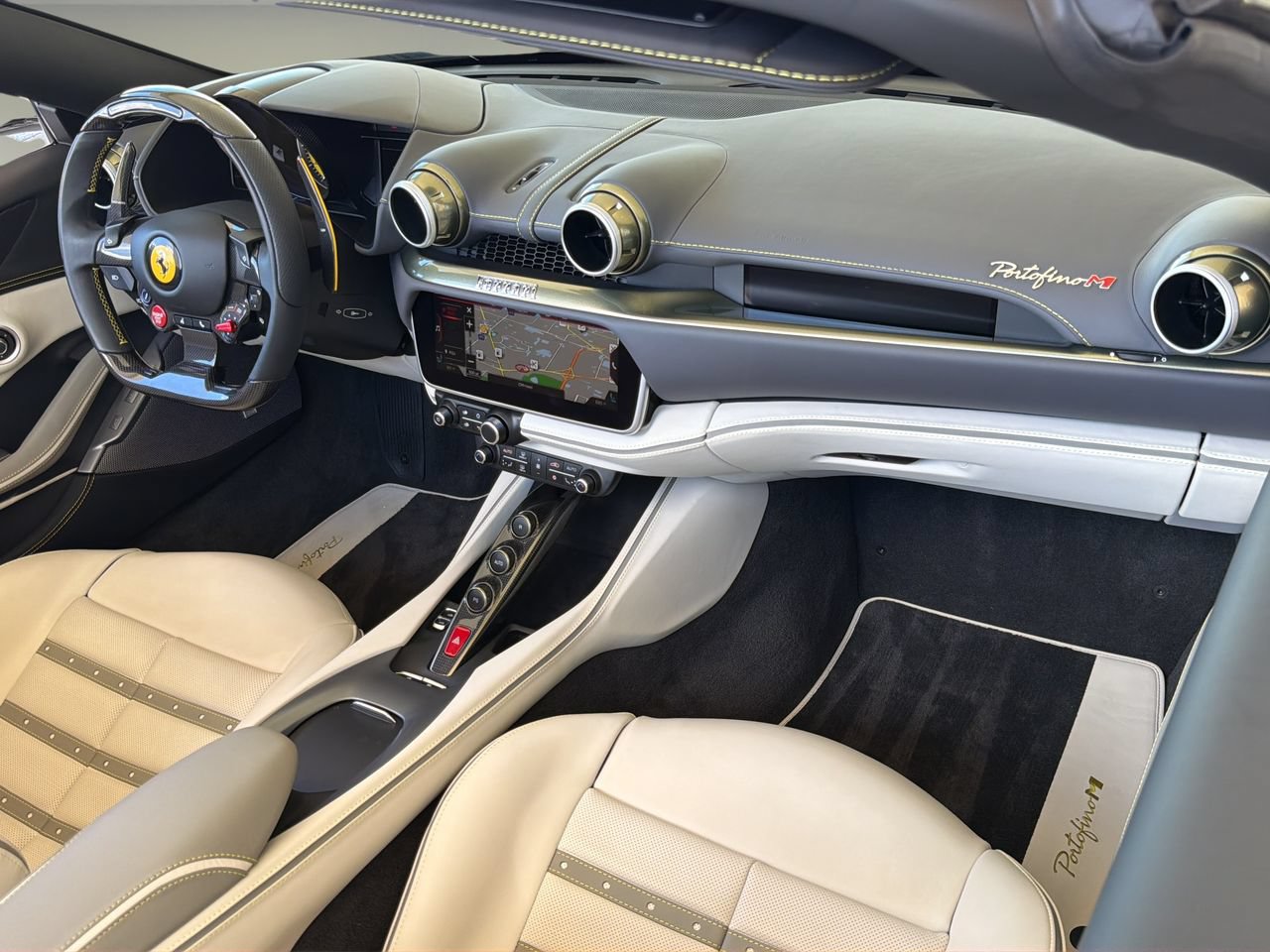 Used 2023 Ferrari Portofino M RWD image 18