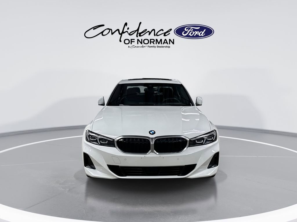 Used 2025 BMW 330i Sedan image 2