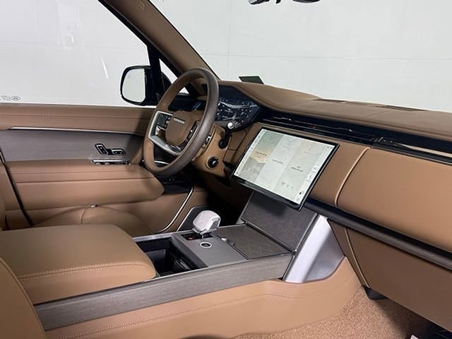 New 2026 Land Rover Range Rover SV AWD/4WD image 22