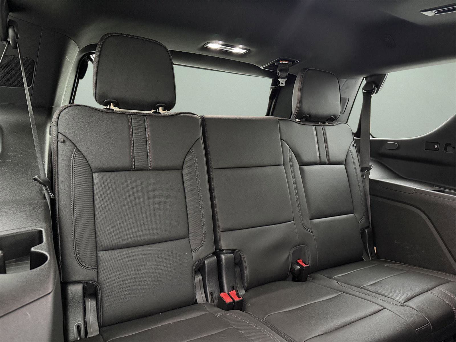 Used 2022 Chevrolet Tahoe RST w/ Sport Performance Package image 35