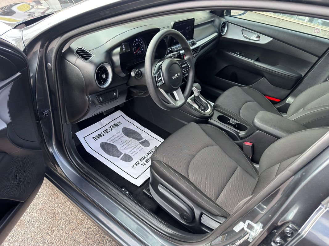 Used 2024 Kia Forte LXS image 13