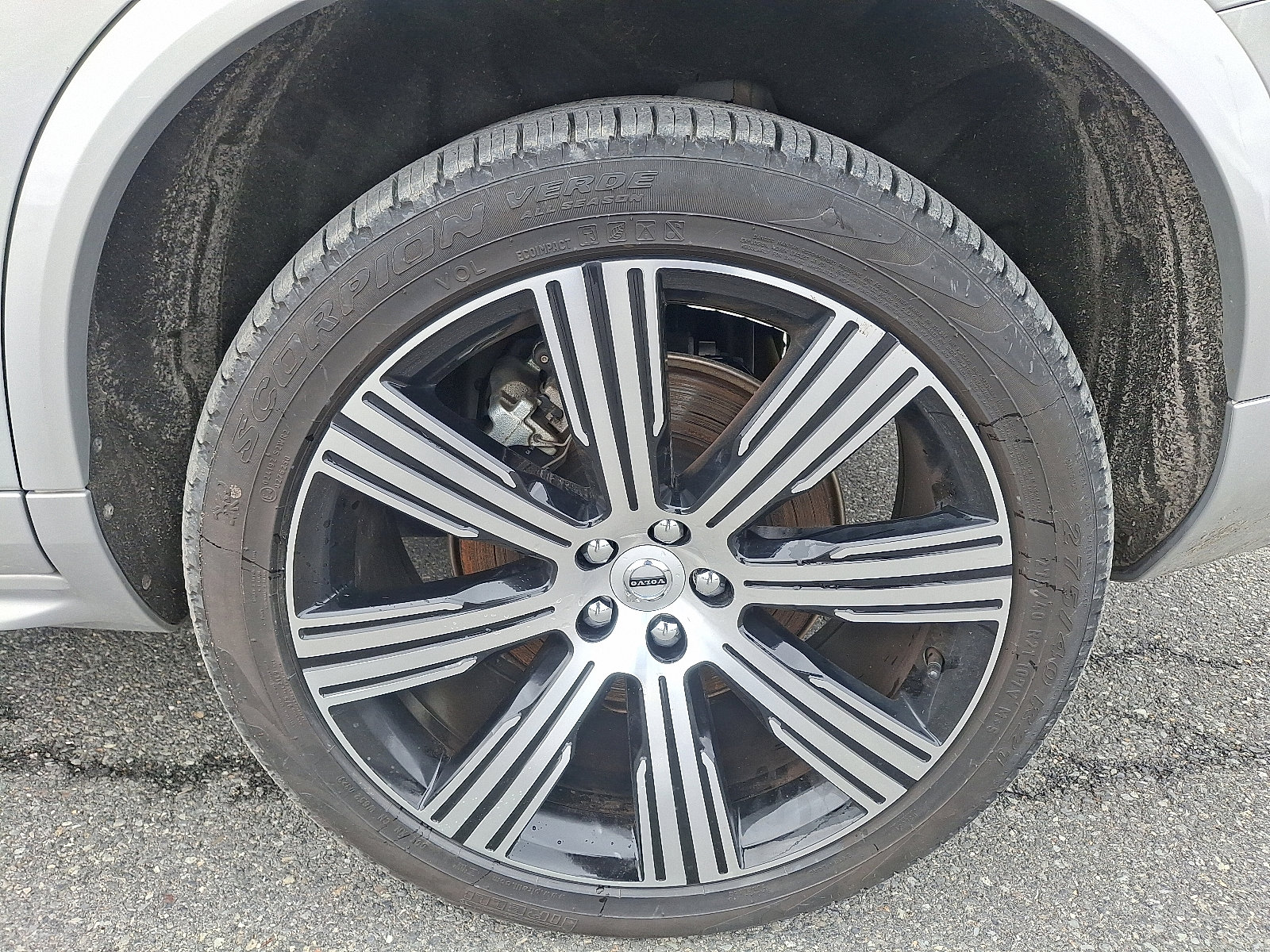 Certified 2023 Volvo XC90 T8 Plus w/ Protection Package Premier image 12