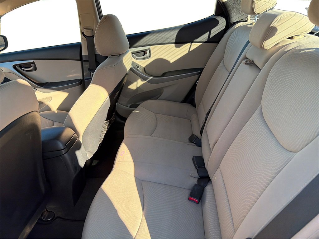 Used 2014 Hyundai Elantra SE w/ Option Group 02 image 11