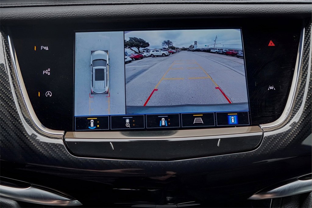 New 2025 Cadillac XT6 Sport w/ Technology Package image 12