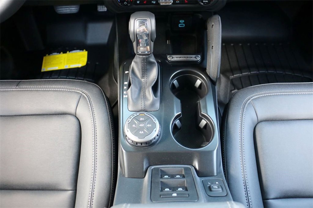 New 2025 Ford Bronco Badlands image 27