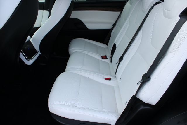 Used 2024 Tesla Model X AWD/4WD image 33