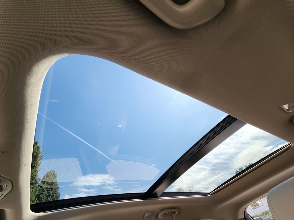 Used 2017 Hyundai Santa Fe Sport w/ 2.0T Ultimate Tech Package 05 image 25