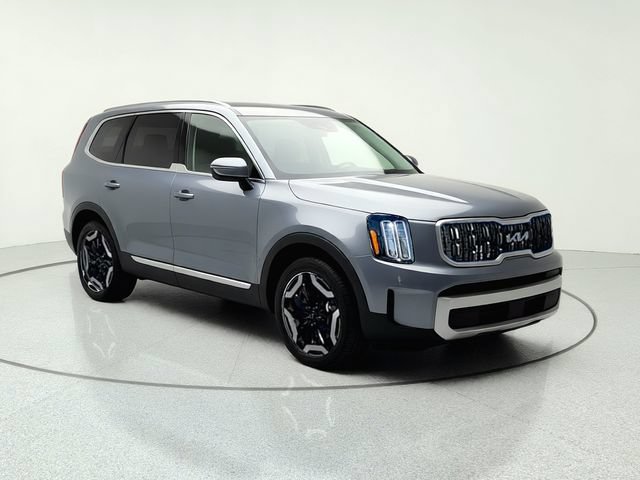 Certified 2024 Kia Telluride EX w/ EX Captain's Chair Package AWD/4WD image 8