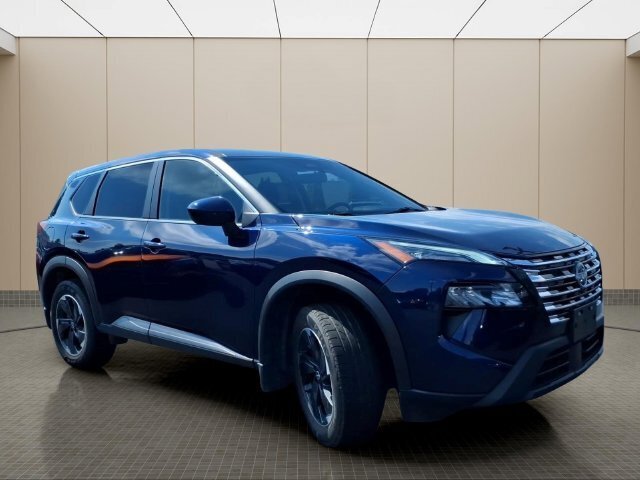 Used 2025 Nissan Rogue SV AWD/4WD image 24