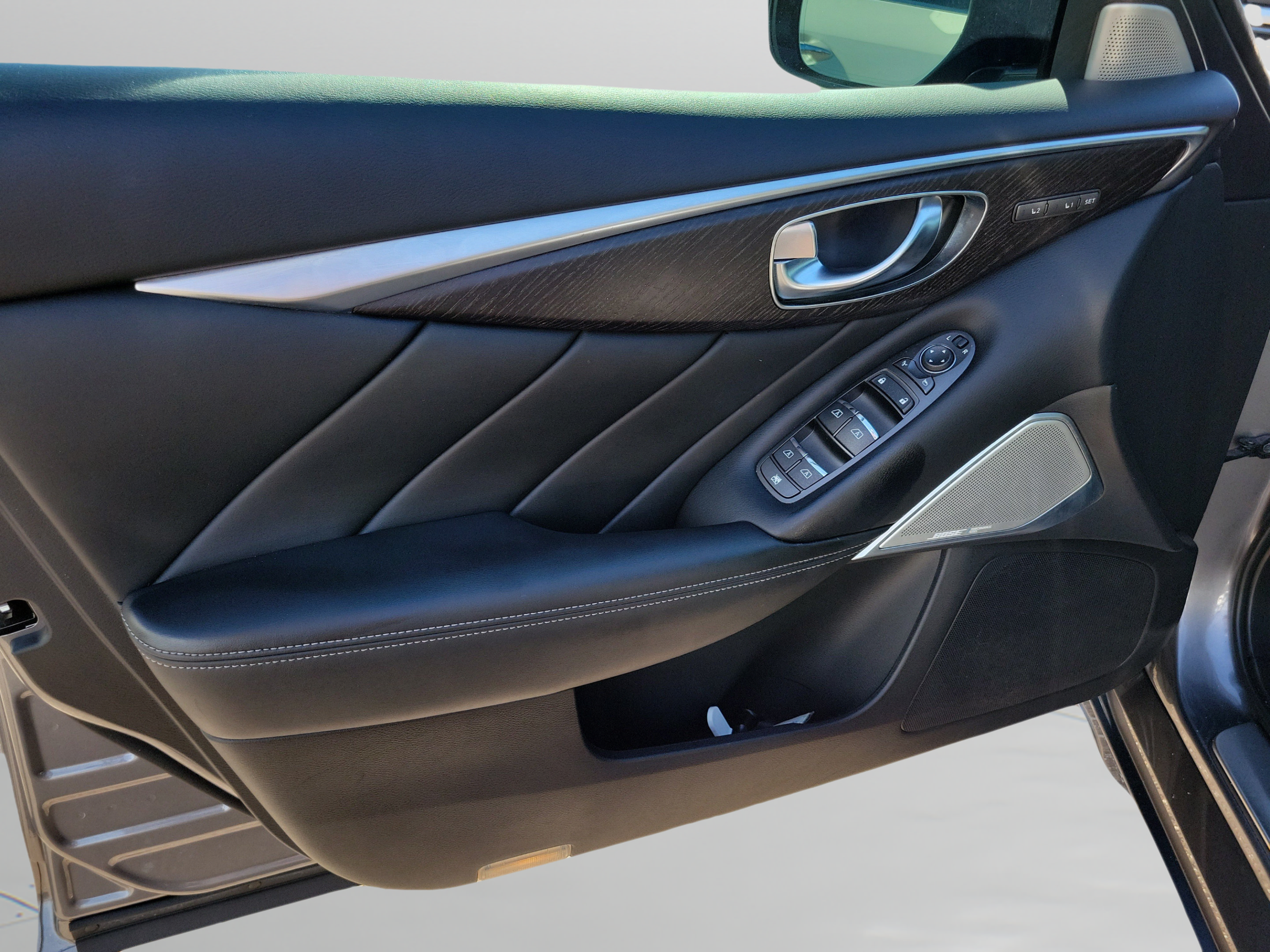 Used 2023 INFINITI Q50 Sensory RWD image 16